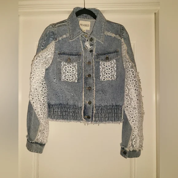 NEW Veveret Light Blue Jean Jacket with Eyelet Lace Size Small - Picture 4 of 17